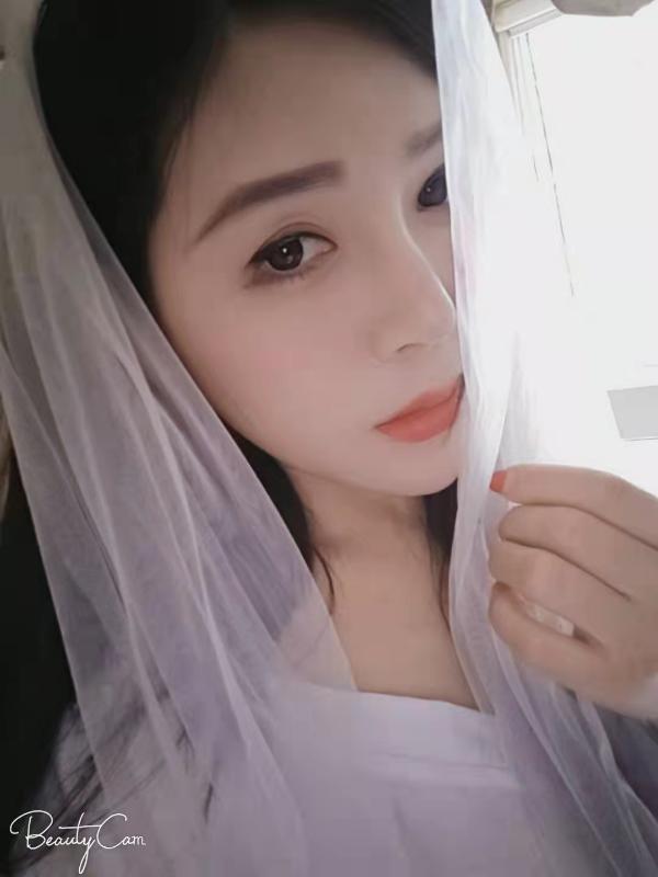 长得不错的服务型少妇