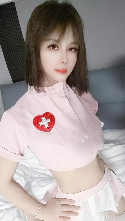 长腿妹可可