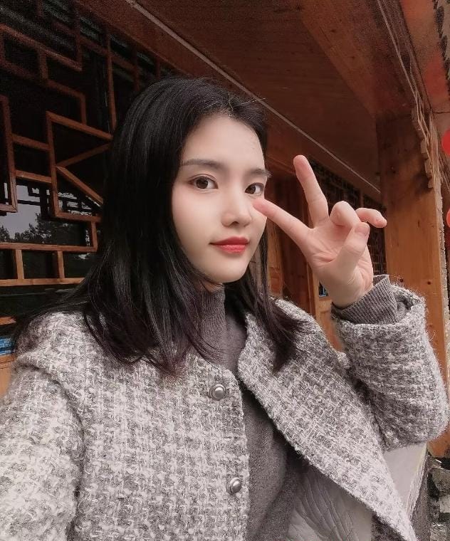 闵行嫩妹双飞