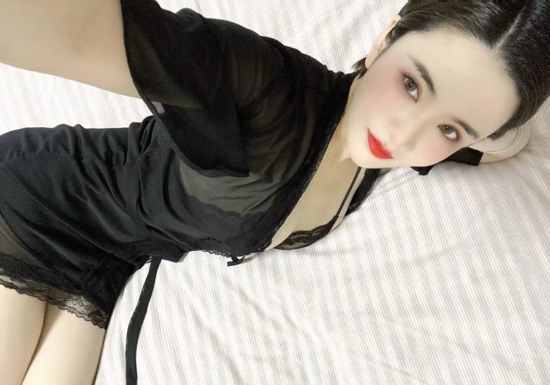 闵行干练短发少妇