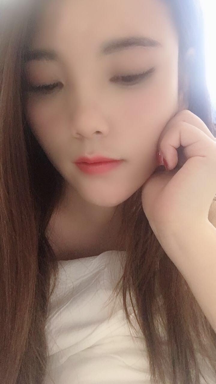 露露脱光口叫声淫荡爽记