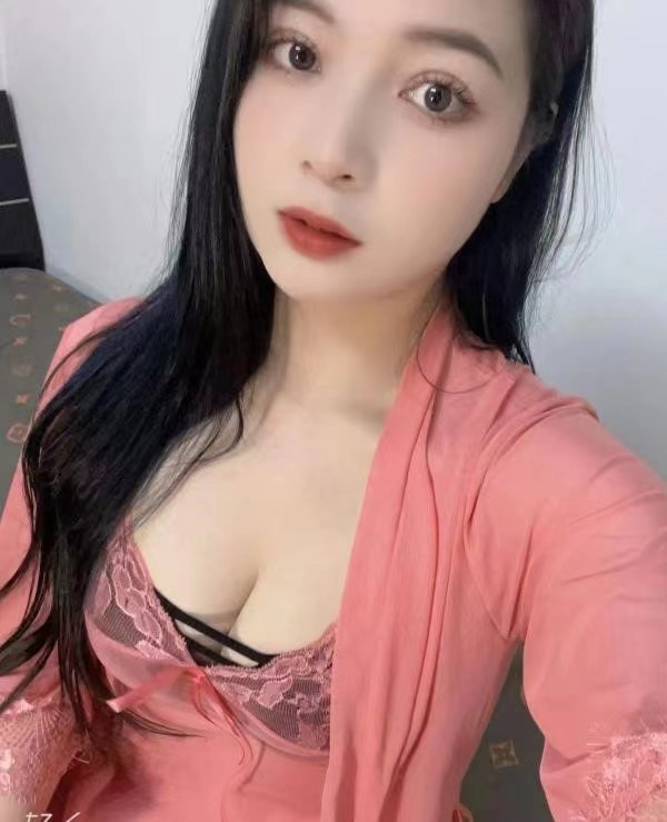 风韵迷人御姐
