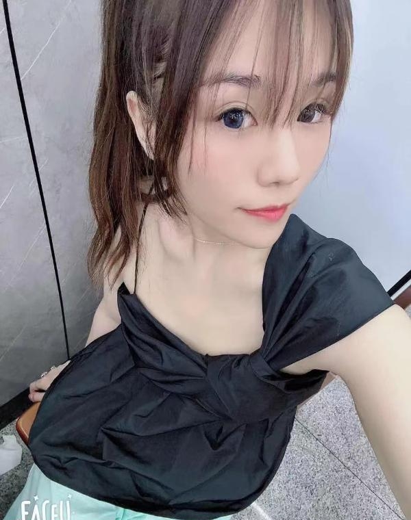 骚妇一诺红唇