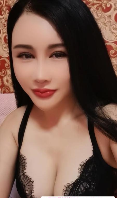 骚气少妇