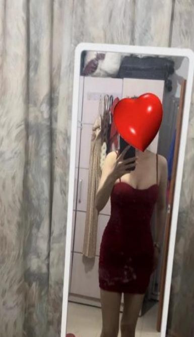 高挑颜值妹子