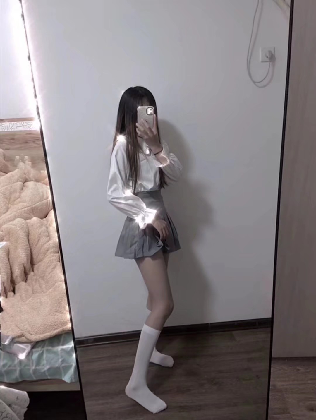 高颜值温柔的小妹，白嫩的腿纯纯挡不住插入美臀猛操销魂