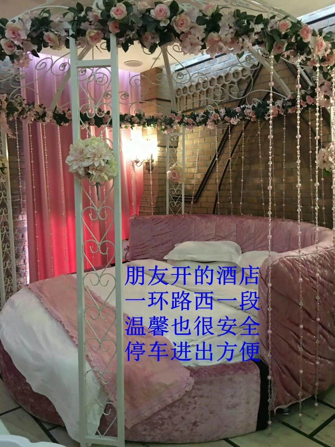 高颜值美甲妹