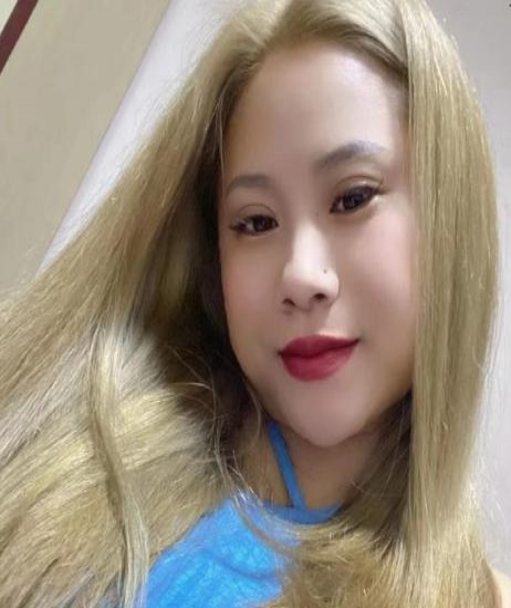 鲍鱼喷潮金发妞
