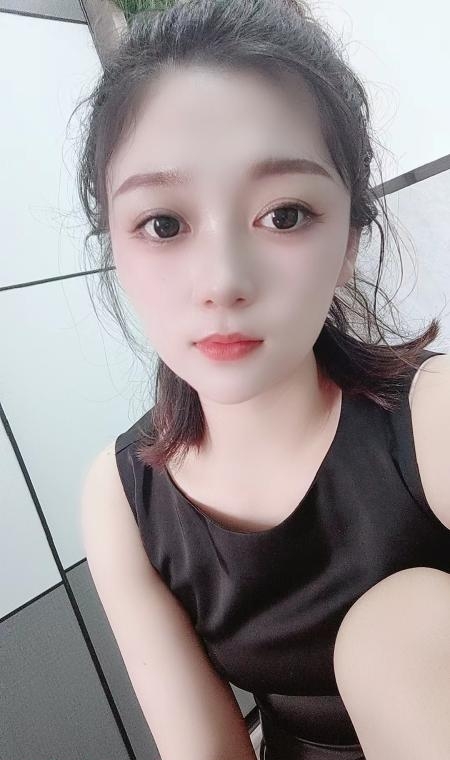 鲜嫩多汁瑜伽妹