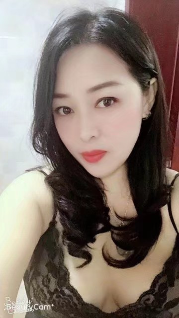 黄浦莉莉姐
