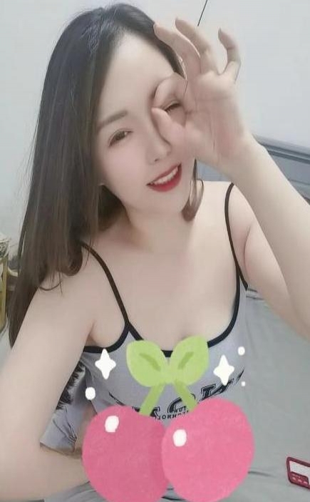 黑丝美少妇