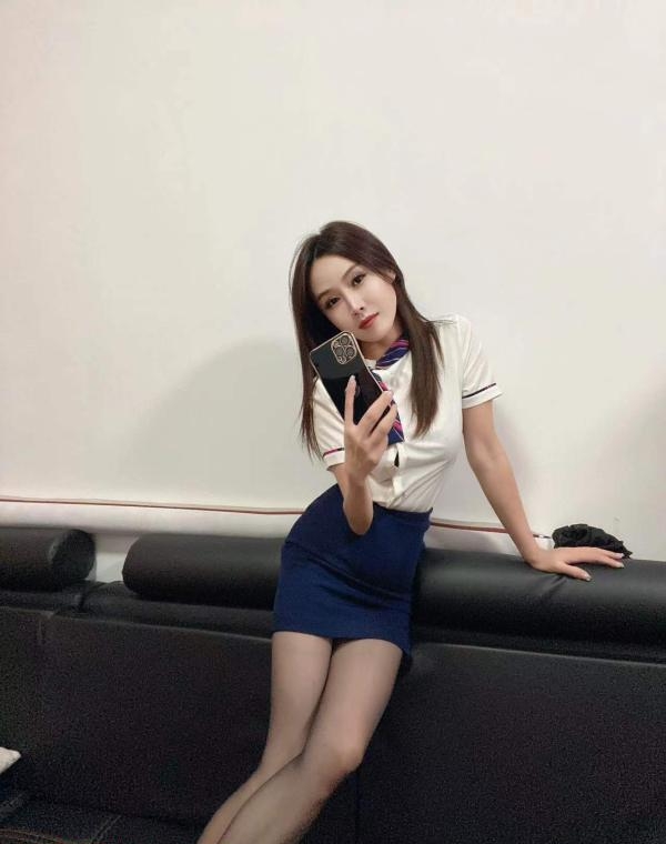 黑丝美腿御姐婷婷