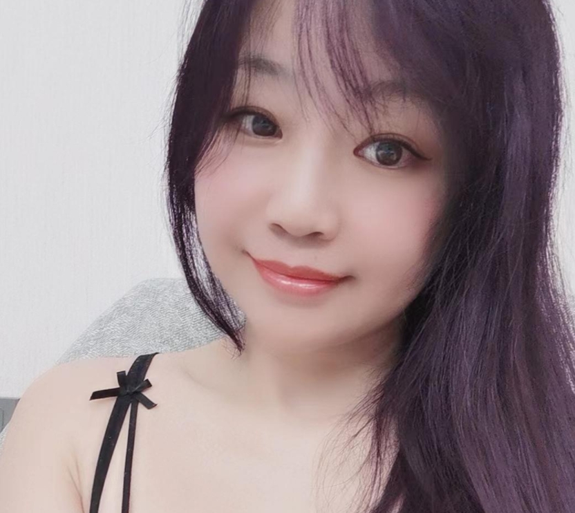 黑丝长腿妹