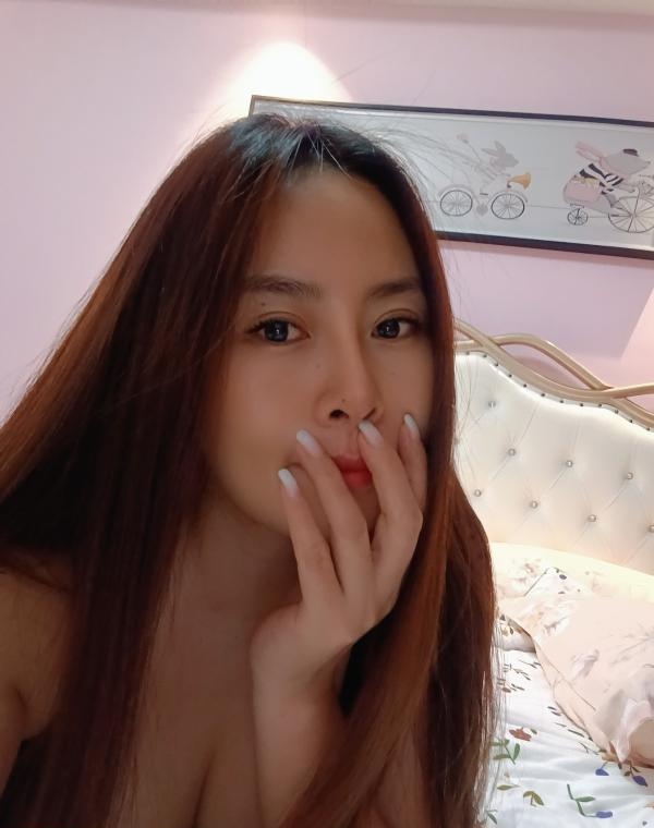 黑长直小高妹