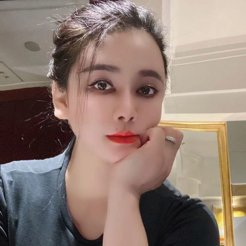 龙华D奶巨臀少妇