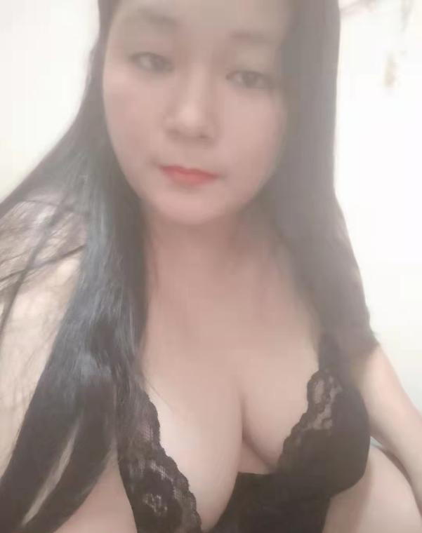 龙华巨乳巨臀