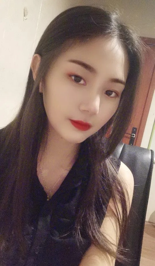 龙岗坂田曼妮