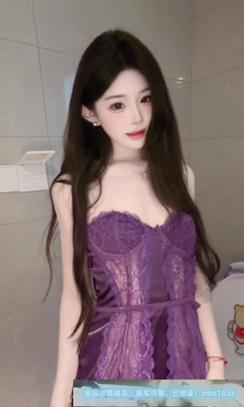 清纯甜美小布丁