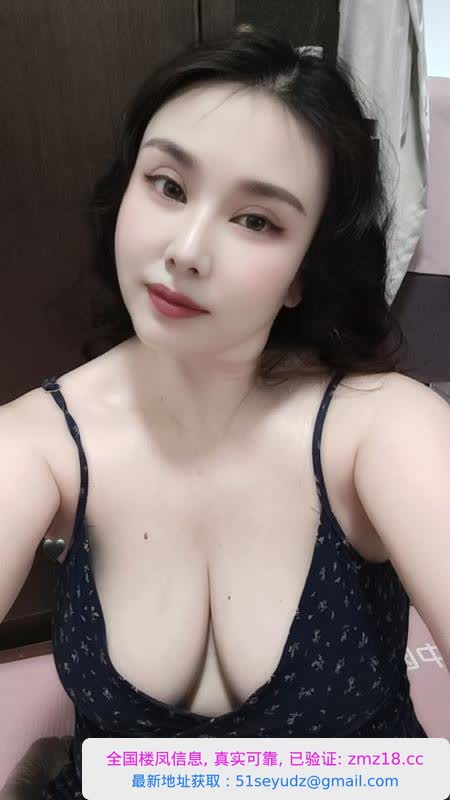 巨乳莉莉
