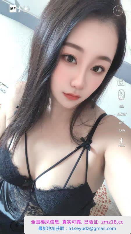 津南大胸肥臀美少妇