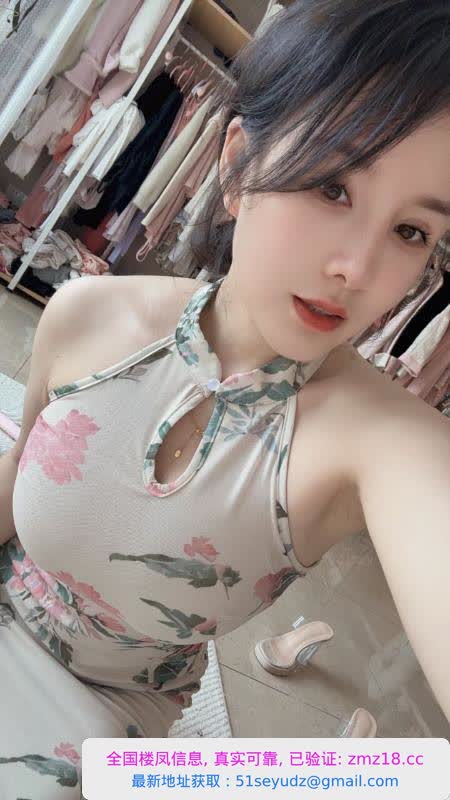 风骚大奶女王妮妮