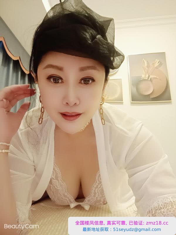 会潮喷的东北小姐姐