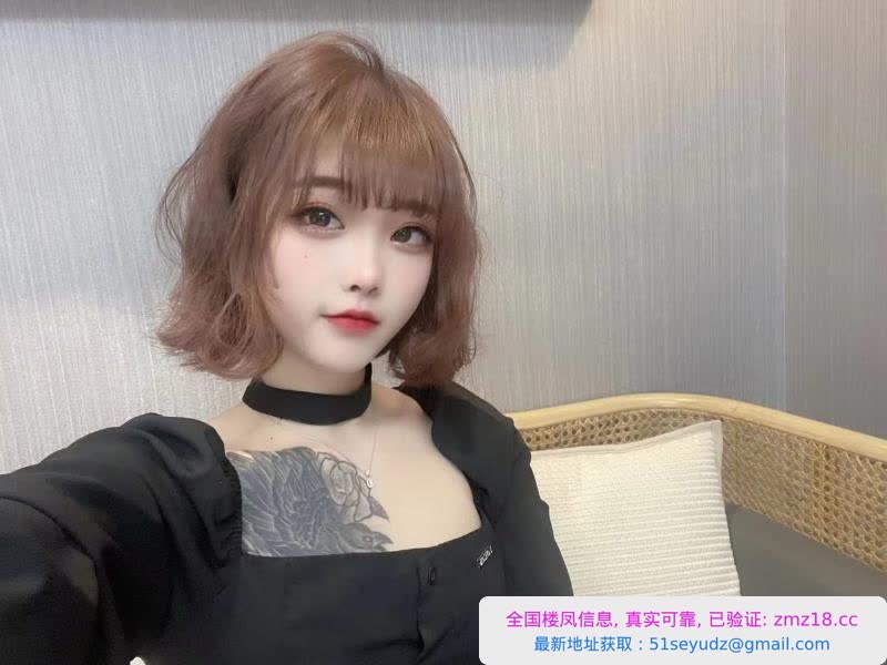雨花萝莉小美女