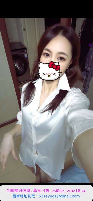 市区美丽性感小姐姐
