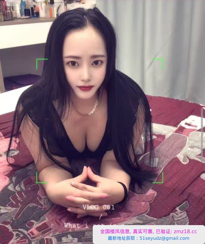 给她舔出水的骚妇