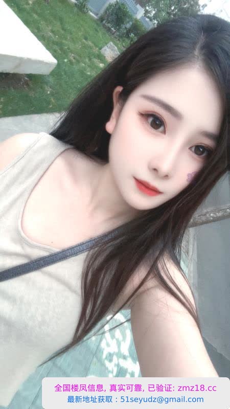 美女兜兜