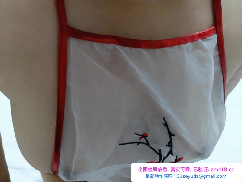 杨浦风韵肥臀熟女