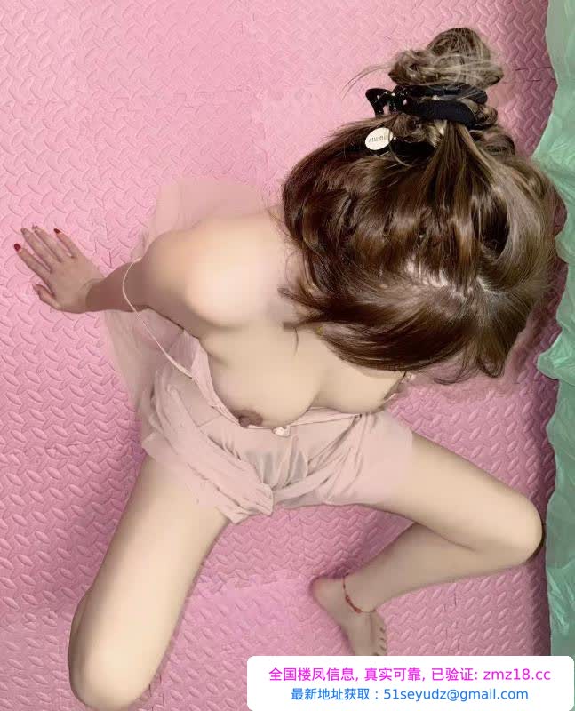 西青大奶小妹
