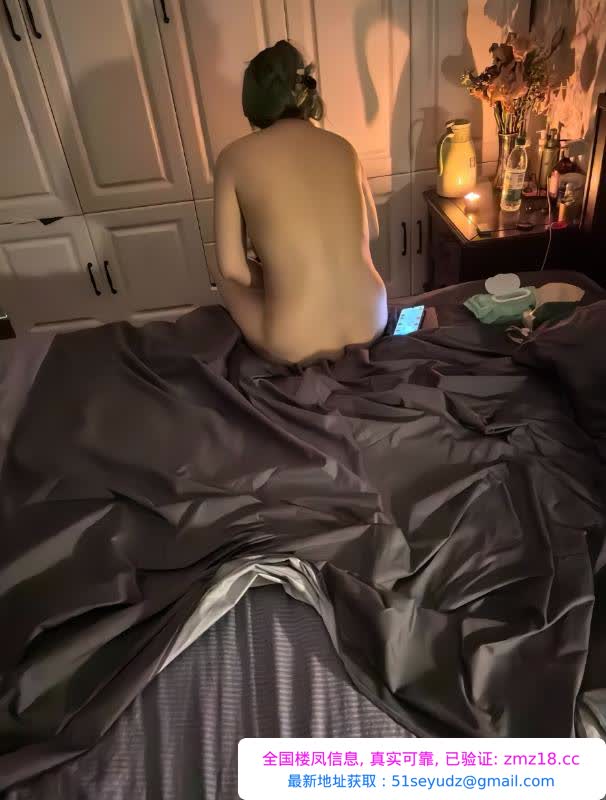 天润城土家族小妮子