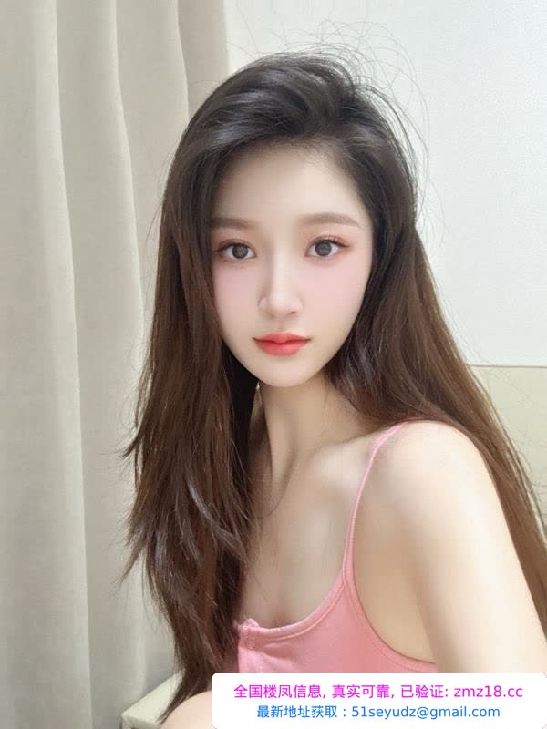 胸挺肤白颜值悠悠