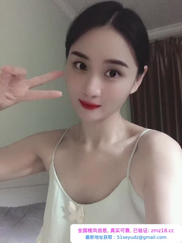 重庆南坪小美女