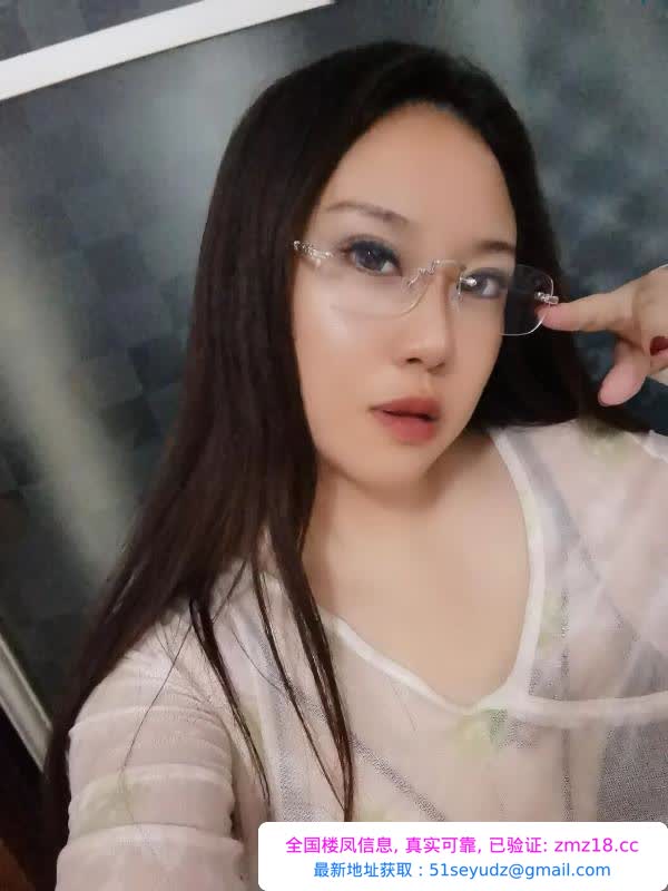 出击少妇莹儿