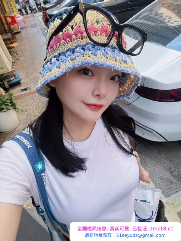 肤白虎牙妹文文