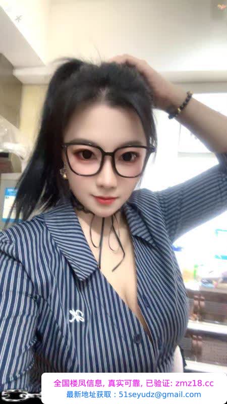 包河童颜巨乳小姐姐