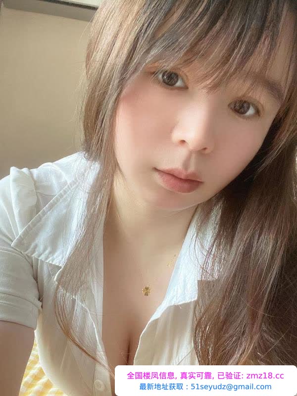 皮肤好的口爆姐姐