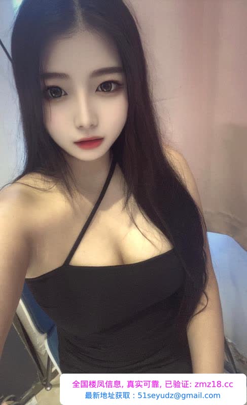 肥臀大胸妹