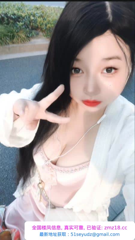丰满肥臀大胸bbw