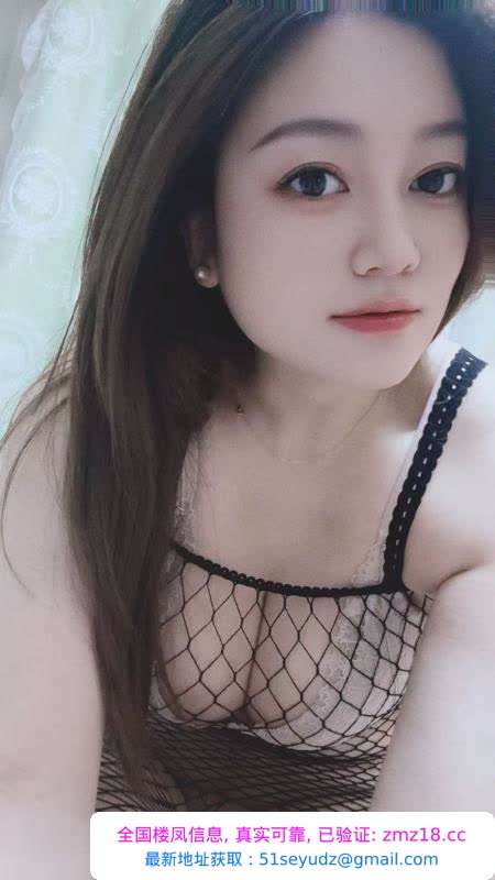 囗暴大奶妹