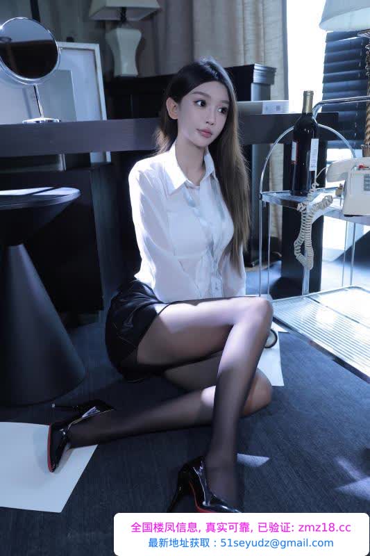 富华里纯情小猫