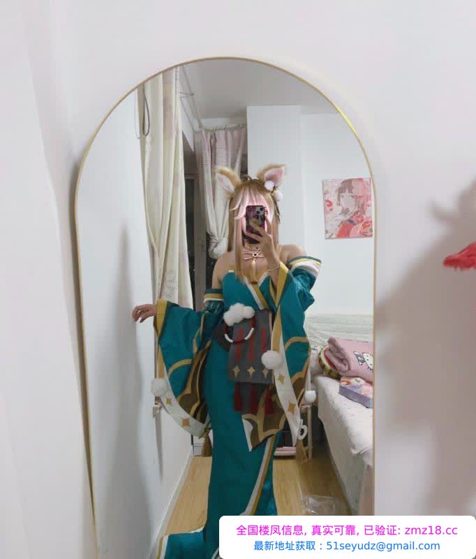 静安cos小萝莉