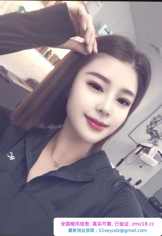 津南大胸靓丽