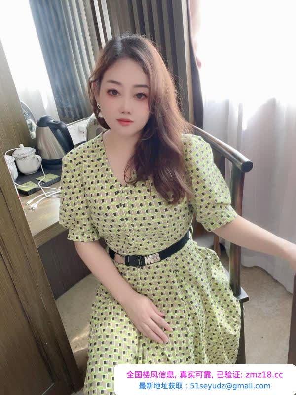 后入肥臀少妇妍妍