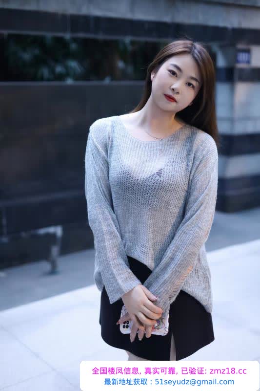 六合大胸嫩妹
