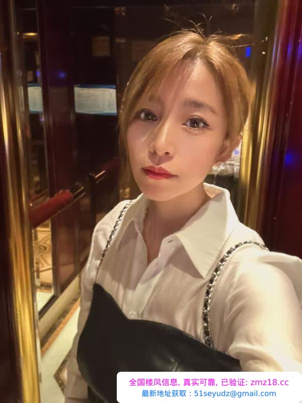美女小嫂子