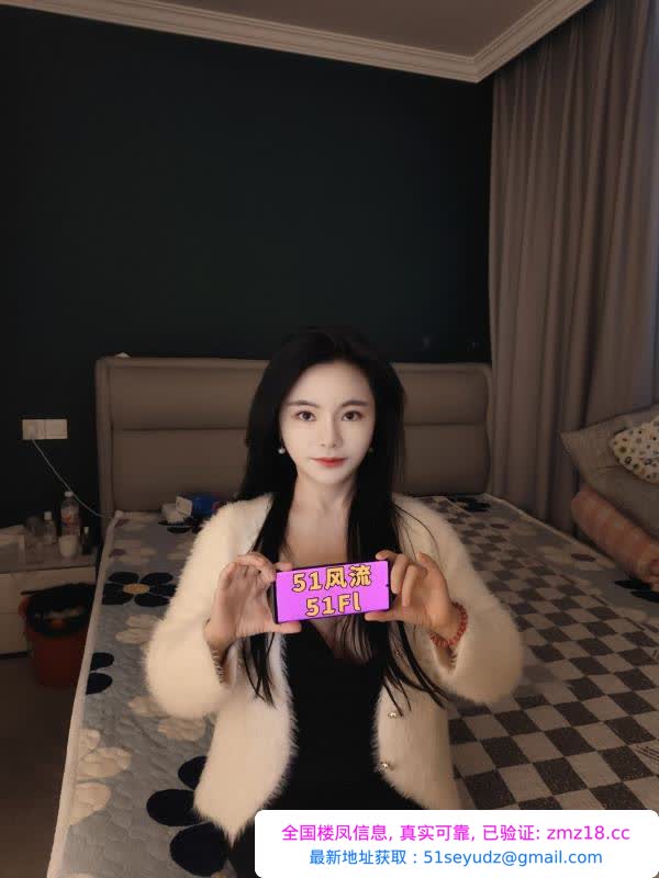 迷人性感骚妹李柏朴