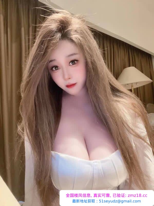 风骚巨乳服务系艾米